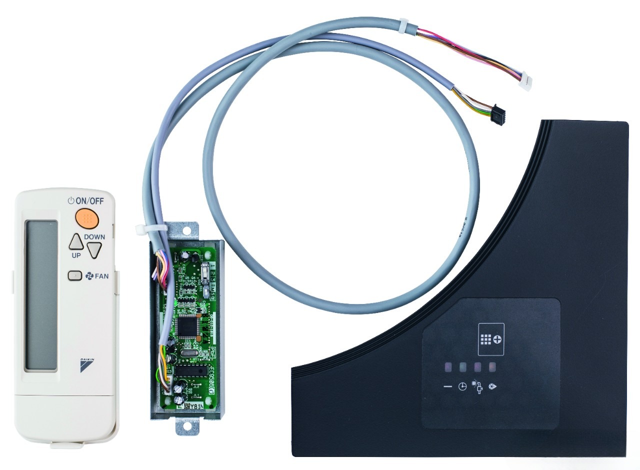 Daikin (BRC7FA532FB) fekete infrás szabályzó Fekete infrás szabályzó